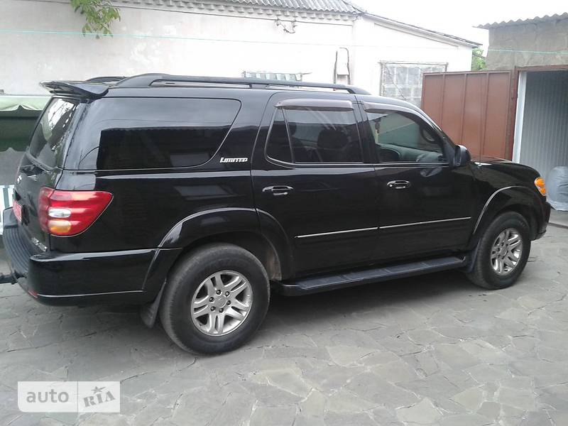 Внедорожник / Кроссовер Toyota Sequoia 2004 в Днепре
