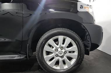 Внедорожник / Кроссовер Toyota Sequoia 2008 в Киеве