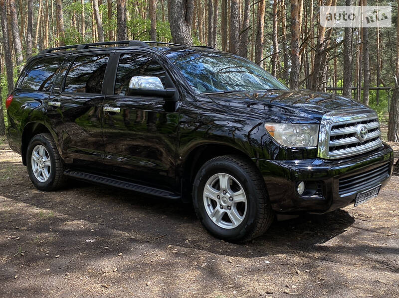 Позашляховик / Кросовер Toyota Sequoia 2009 в Києві