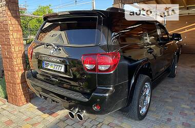 Внедорожник / Кроссовер Toyota Sequoia 2009 в Одессе