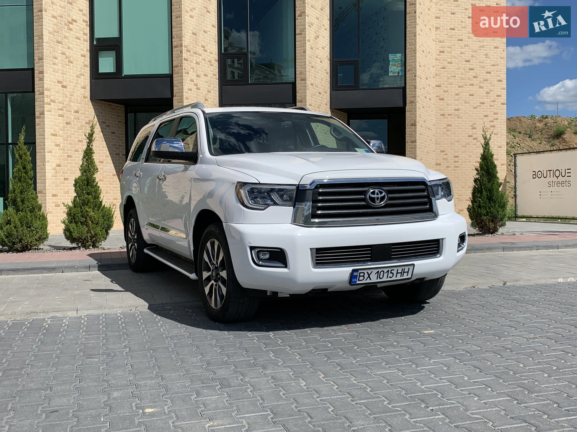 2017 Toyota Sequoia - мініатюра 11