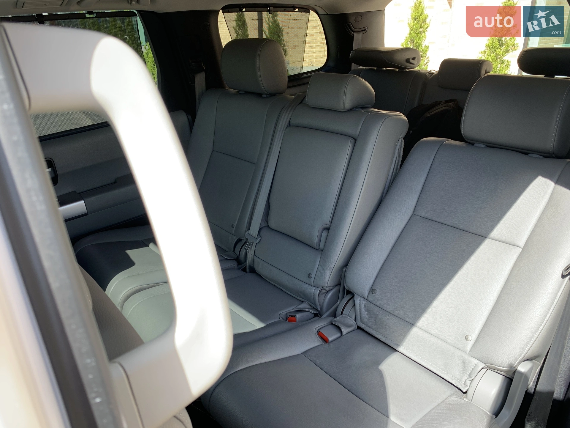 2017 Toyota Sequoia - мініатюра 35