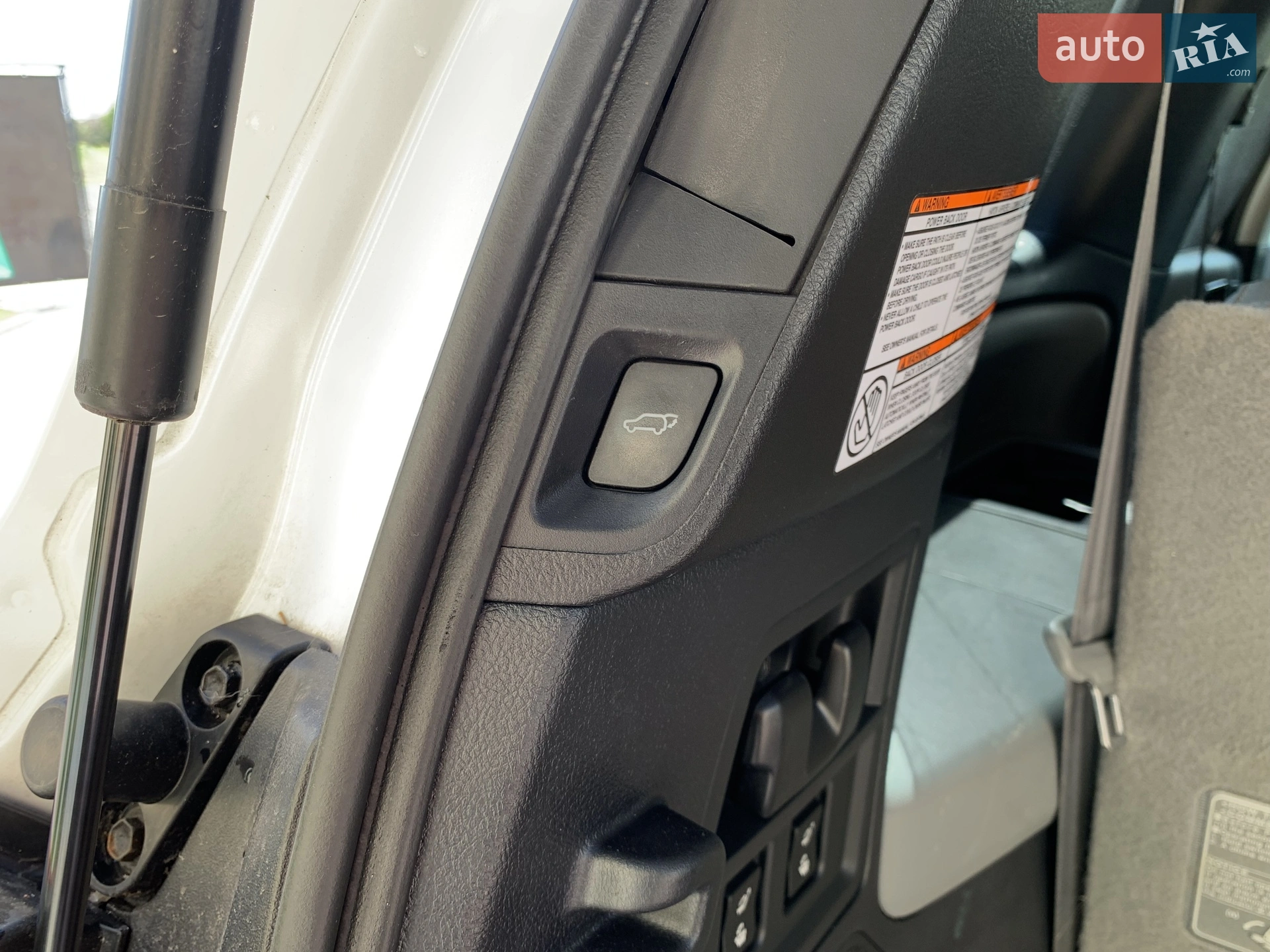 2017 Toyota Sequoia - мініатюра 42