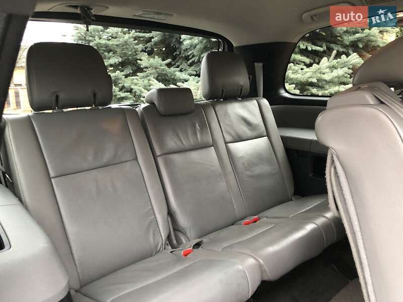Внедорожник / Кроссовер Toyota Sequoia 2012 в Киеве