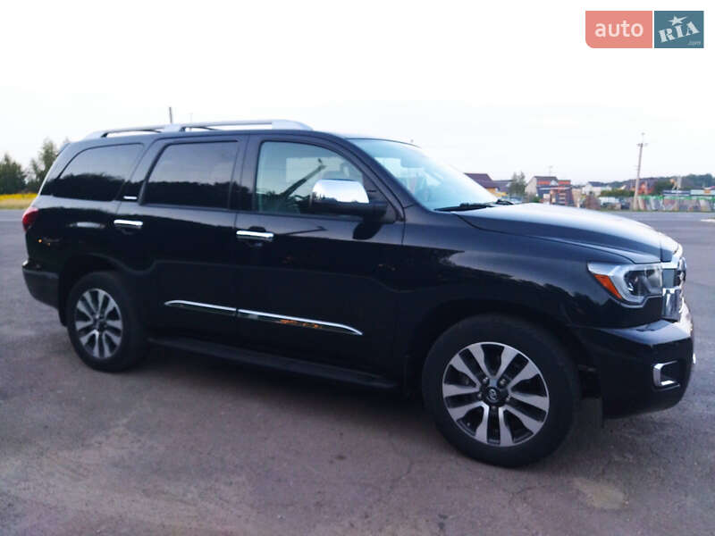 Toyota Sequoia 2017