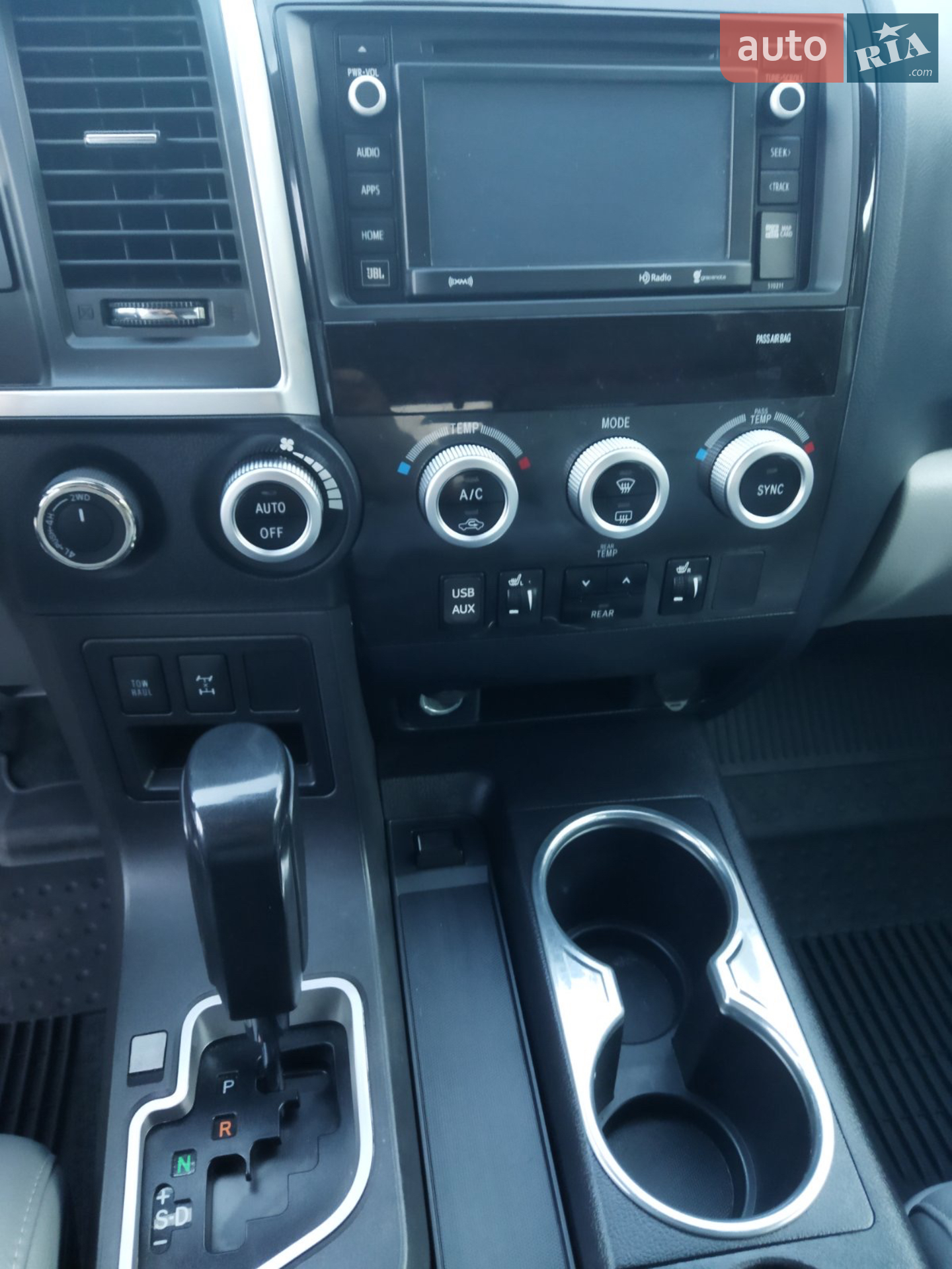 2017 Toyota Sequoia - мініатюра 22