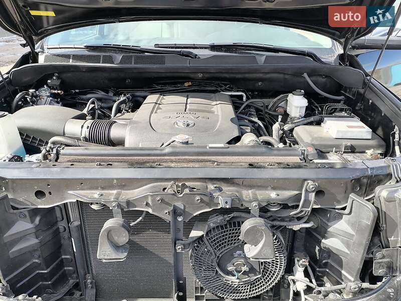 Внедорожник / Кроссовер Toyota Sequoia 2019 в Полтаве фото 7 Внедорожник / Кроссовер Toyota Sequoia 2019 в Полтаве