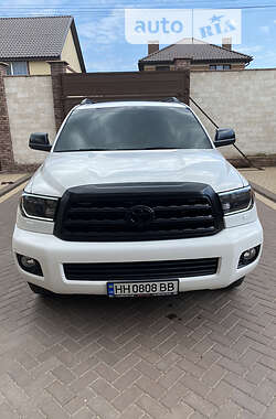 Позашляховик / Кросовер Toyota Sequoia 2014 в Одесі