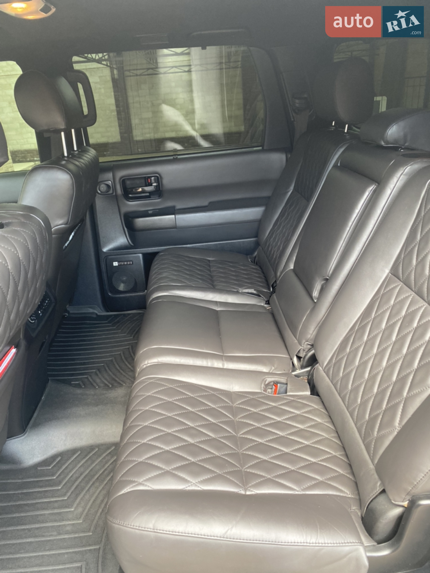 2014 Toyota Sequoia - мініатюра 14
