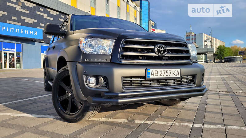 Внедорожник / Кроссовер Toyota Sequoia 2008 в Виннице