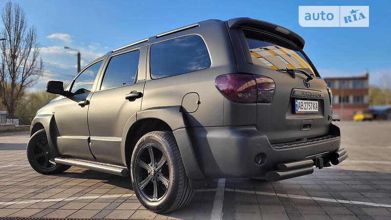 Внедорожник / Кроссовер Toyota Sequoia 2008 в Виннице
