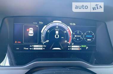 Внедорожник / Кроссовер Toyota Sequoia 2024 в 