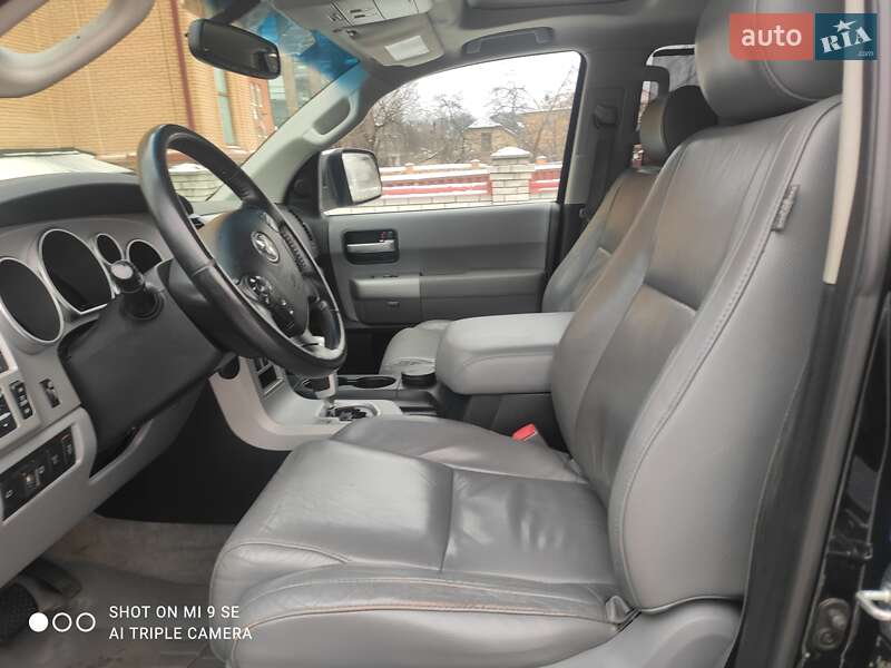 Внедорожник / Кроссовер Toyota Sequoia 2008 в Киеве фото 6 Внедорожник / Кроссовер Toyota Sequoia 2008 в Киеве