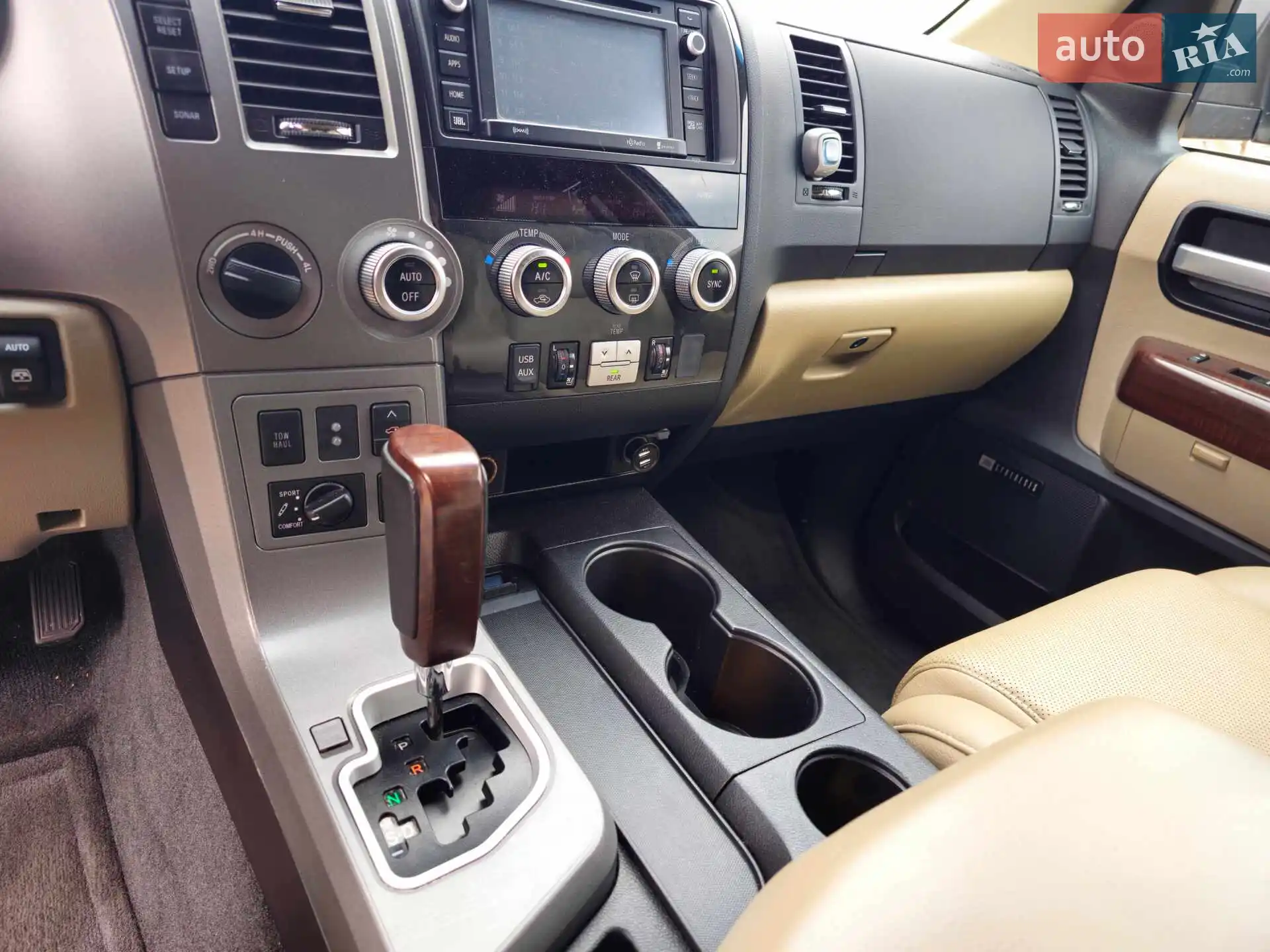 2016 Toyota Sequoia - мініатюра 23