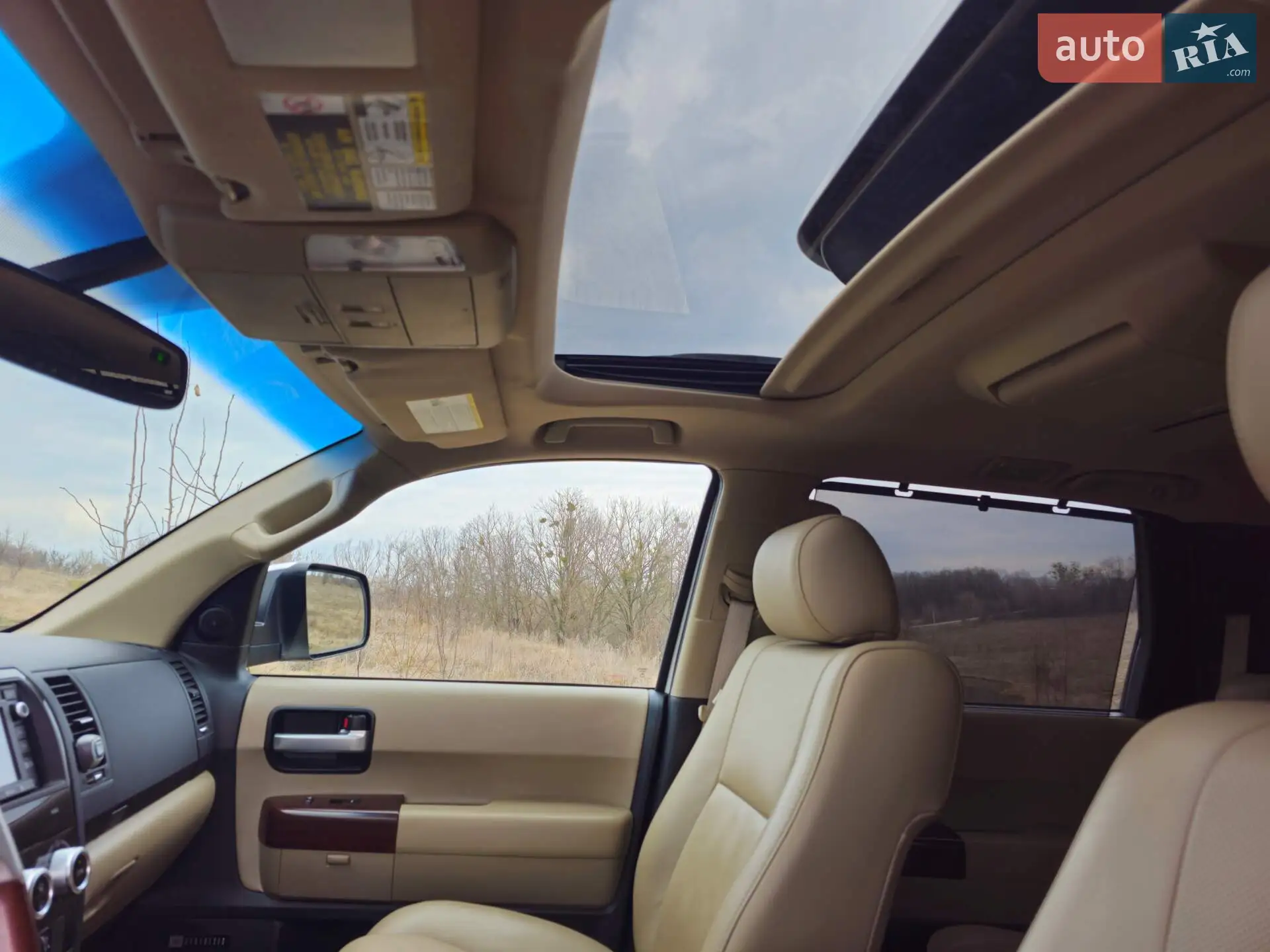 2016 Toyota Sequoia - мініатюра 25