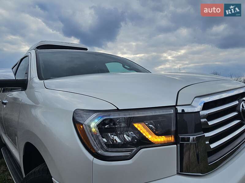 Позашляховик / Кросовер Toyota Sequoia 2016 в Києві фото 35 Позашляховик / Кросовер Toyota Sequoia 2016 в Києві