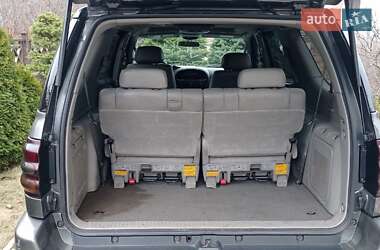 Позашляховик / Кросовер Toyota Sequoia 2004 в 