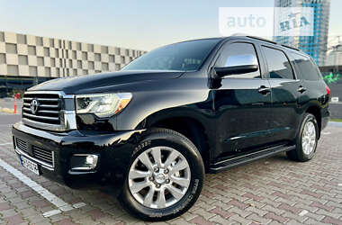 Позашляховик / Кросовер Toyota Sequoia 2011 в Одесі