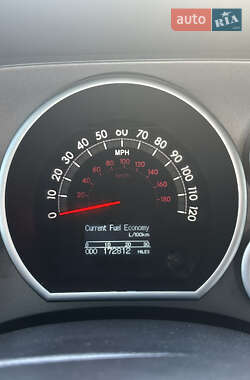 Внедорожник / Кроссовер Toyota Sequoia 2012 в 