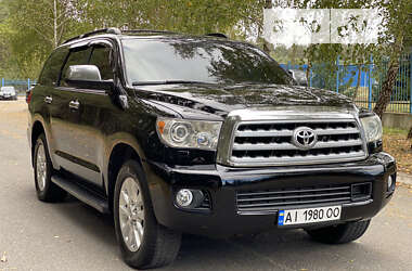 Позашляховик / Кросовер Toyota Sequoia 2010 в Бучі