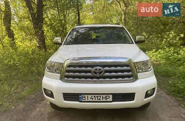 Позашляховик / Кросовер Toyota Sequoia 2013 в Полтаві