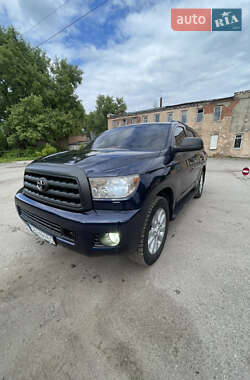 Внедорожник / Кроссовер Toyota Sequoia 2008 в Прилуках