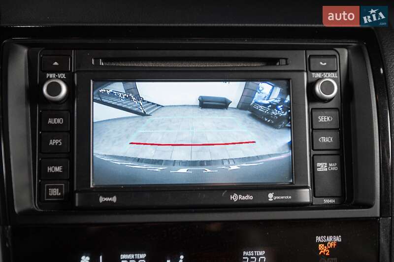 Позашляховик / Кросовер Toyota Sequoia 2018 в Одесі