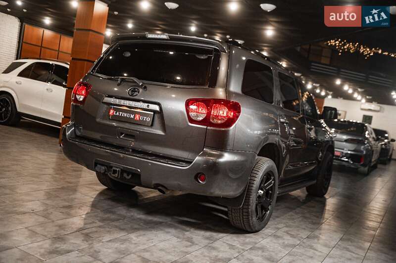 Позашляховик / Кросовер Toyota Sequoia 2018 в Одесі