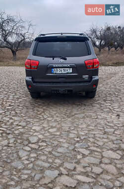 Внедорожник / Кроссовер Toyota Sequoia 2014 в Покровском