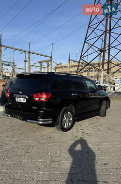 Внедорожник / Кроссовер Toyota Sequoia 2008 в 