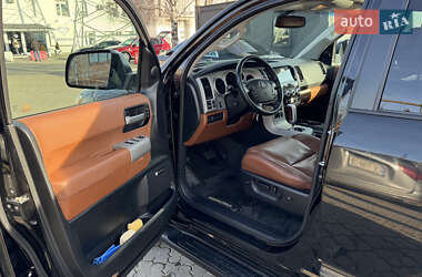 Внедорожник / Кроссовер Toyota Sequoia 2008 в 