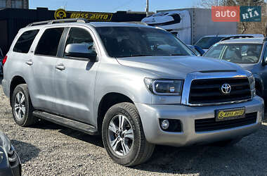 Внедорожник / Кроссовер Toyota Sequoia 2014 в Коломые