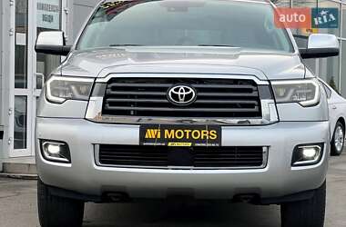 Внедорожник / Кроссовер Toyota Sequoia 2020 в 