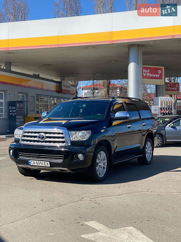 Внедорожник / Кроссовер Toyota Sequoia 2008 в Черкассах