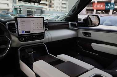 Позашляховик / Кросовер Toyota Sequoia 2023 в Харкові