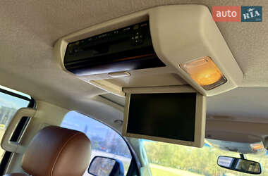 Внедорожник / Кроссовер Toyota Sequoia 2011 в 