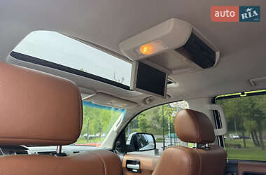 Позашляховик / Кросовер Toyota Sequoia 2011 в 