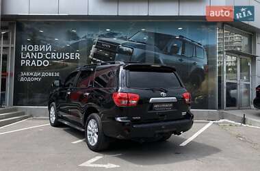 Позашляховик / Кросовер Toyota Sequoia 2008 в 