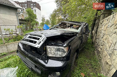 Внедорожник / Кроссовер Toyota Sequoia 2011 в 
