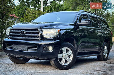 Внедорожник / Кроссовер Toyota Sequoia 2008 в Днепре