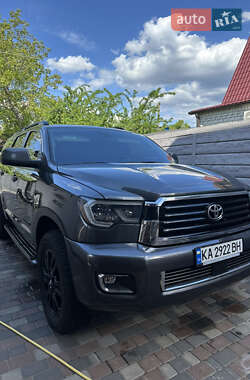 Позашляховик / Кросовер Toyota Sequoia 2019 в Києві