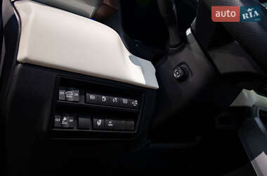 Внедорожник / Кроссовер Toyota Sequoia 2025 в 