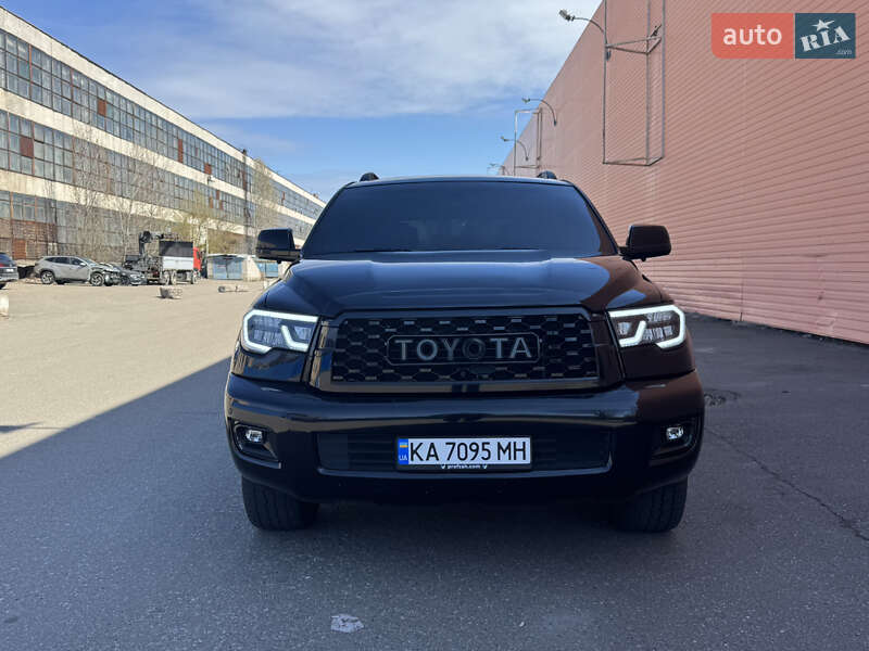 Toyota Sequoia 2008