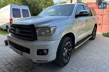 Позашляховик / Кросовер Toyota Sequoia 2010 в Харкові
