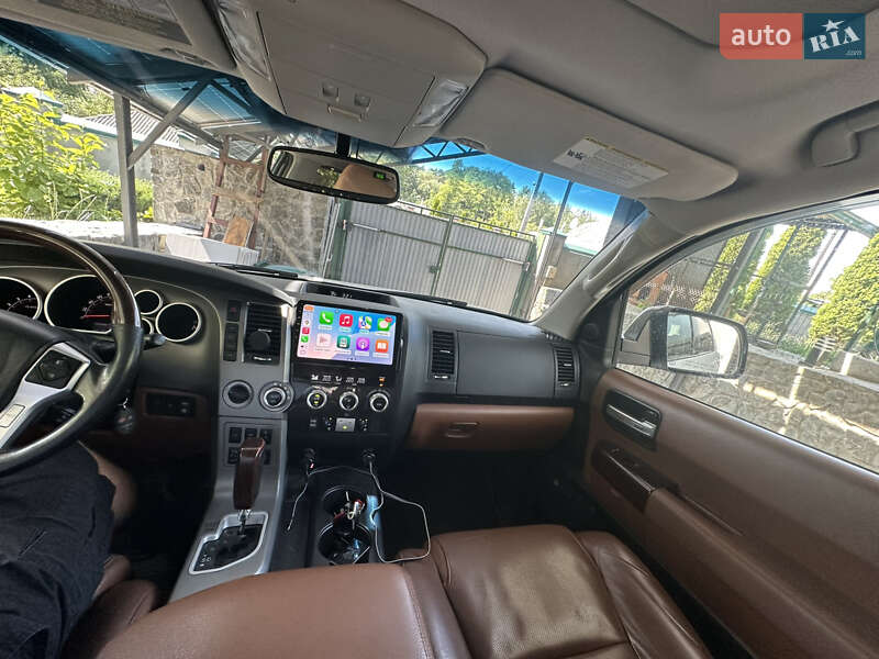 Внедорожник / Кроссовер Toyota Sequoia 2016 в Хмельницком фото 11 Внедорожник / Кроссовер Toyota Sequoia 2016 в Хмельницком