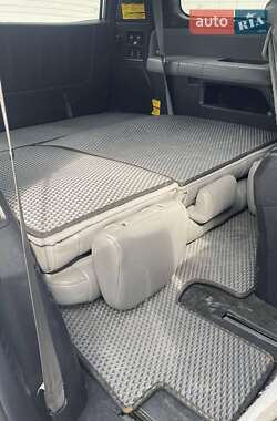 Внедорожник / Кроссовер Toyota Sequoia 2011 в 