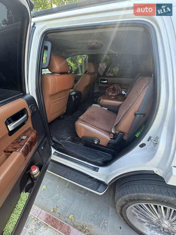 Внедорожник / Кроссовер Toyota Sequoia 2008 в Коростышеве