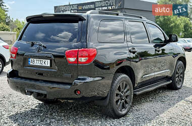 Внедорожник / Кроссовер Toyota Sequoia 2012 в 