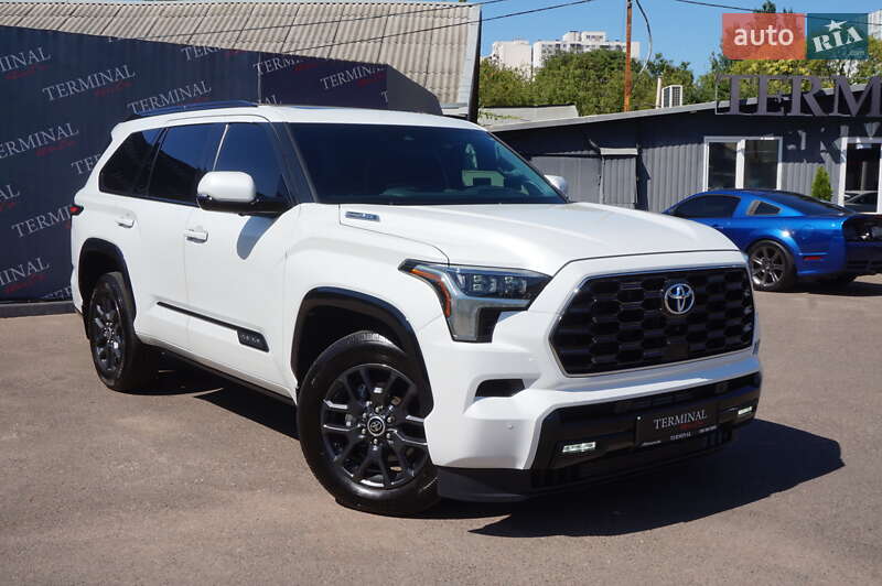 Toyota Sequoia 2023