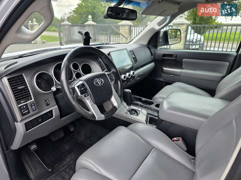Позашляховик / Кросовер Toyota Sequoia 2014 в Коломиї фото 18 Позашляховик / Кросовер Toyota Sequoia 2014 в Коломиї